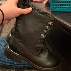 Torrid boots